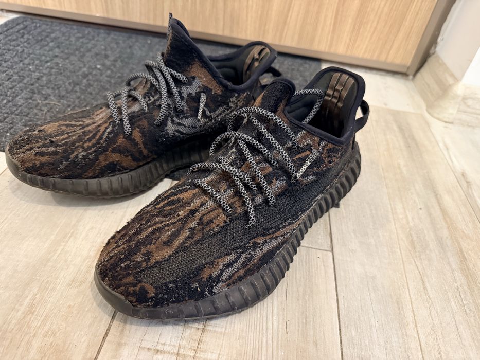 Yeezy 350 v2 ‘Mx rock’