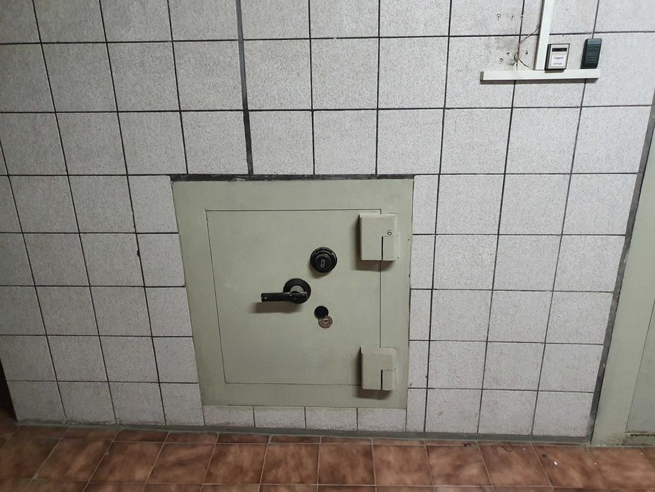 Дава се под наем Промишлена сграда в Севлиево - 60 кв.м за 1020 € - Снимка #15