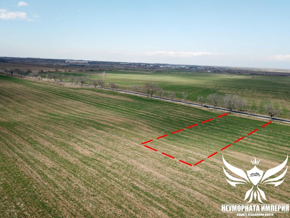 Под наем земя, парцел, паркинг 2300кв в гр.Асеновград към с.Козаново