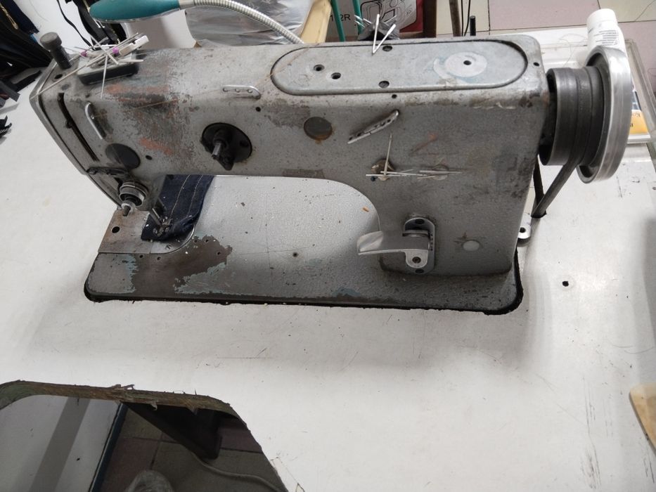 Швейная машина 1022 кл