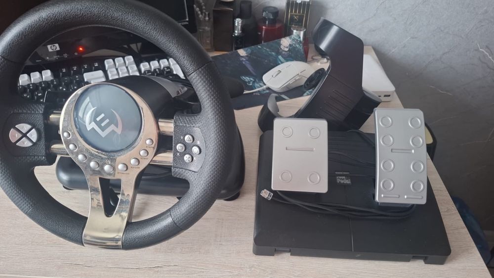 Игровой руль Sven GC-W800