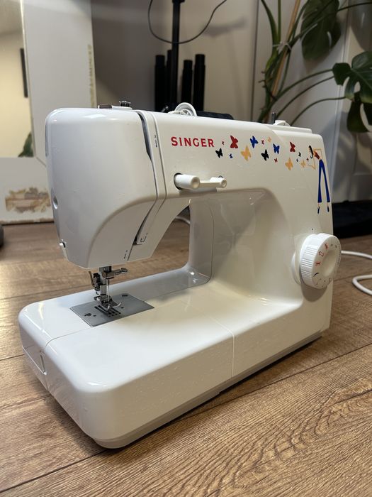 Masina de cusut Singer Mademoiselle