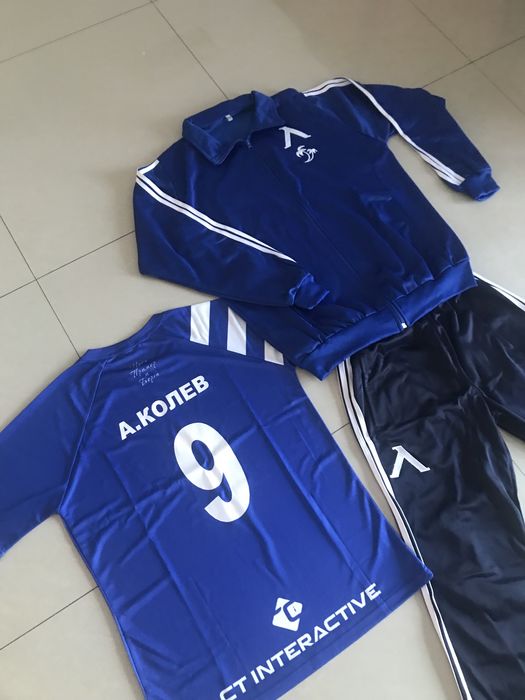 Тениска Левски Алекс Колев с Дълъг екип Левски - размер М