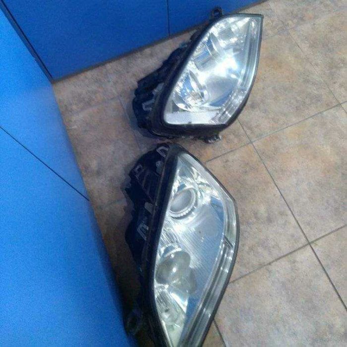 Фарове ML  4 броя . и  СТОП AUDI Q5 2012г