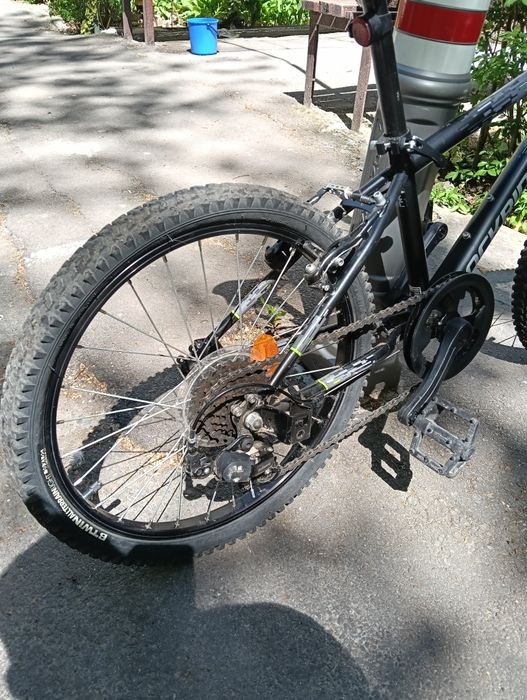 Vând bicicletă copii 6-9 ani, cu ridicare din Constanța