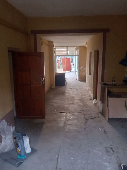 14 xona.Sklat, Bogcha, Mehmonxona. FOOD City yonida. Most tushvoti yo