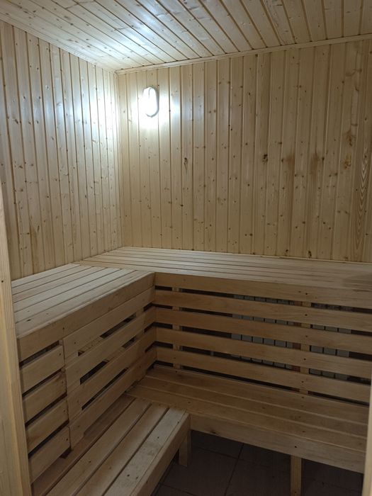 Сауна  с подогревом бассейна  КАРАОКЕ  !