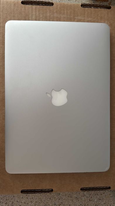 Продам Macbook Air 13, 2013г, 128Гб