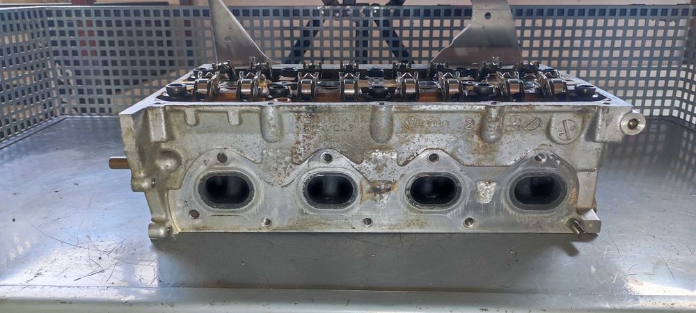 Chiulasa volkswagen vw cod motor CAV cod 03C103358AK chiuloasa