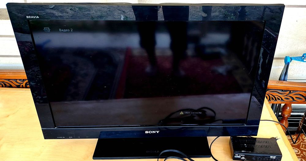 Продам телевизор SONY оригинал