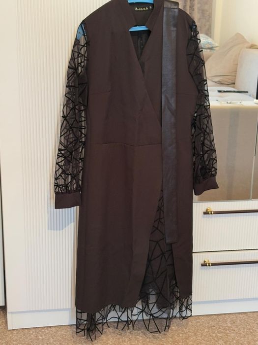 Женские платья продам