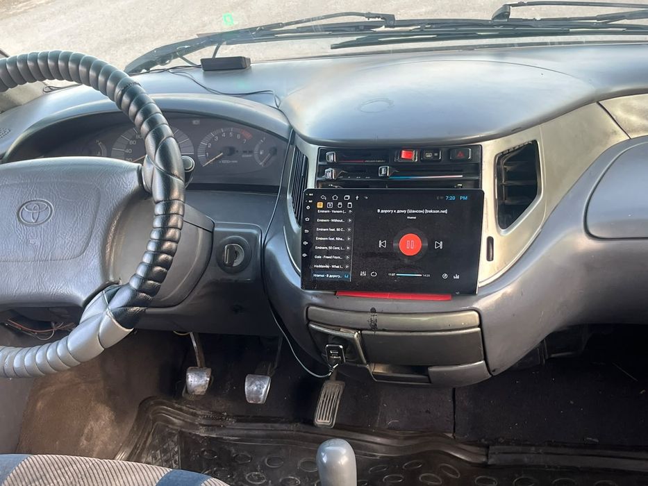 Авто в рассрочку Тоиота превя