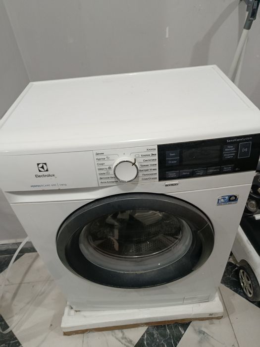 Стиральная машина Electrolux
