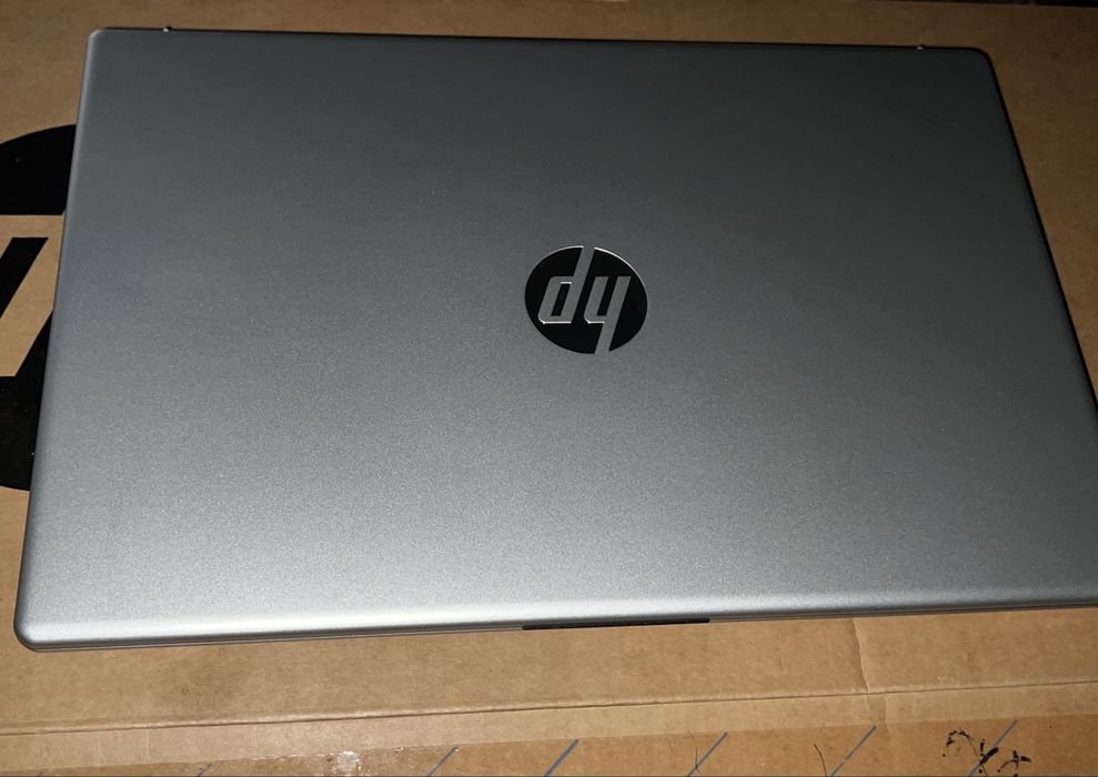 Ноутбук HP 15-FC0125 продаётся