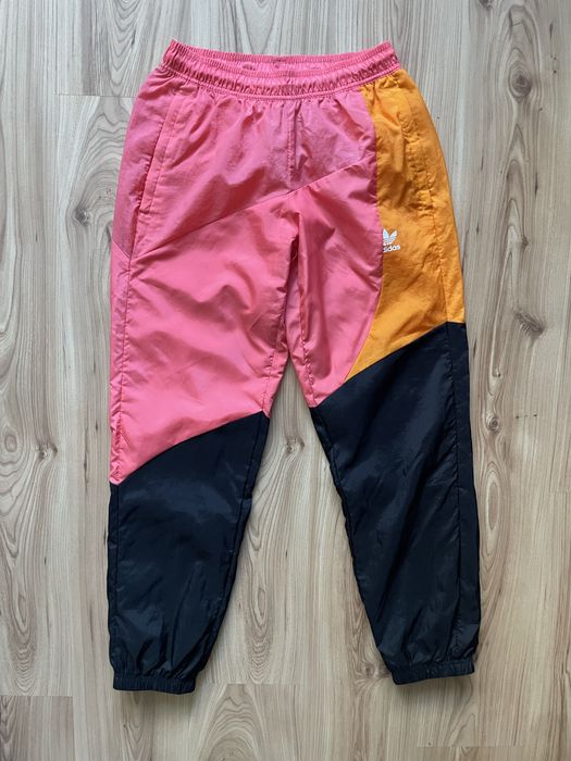 Adidas Originals Adicolor Colorblock Track Pants Men’s / мъжки спортен панталон долница S/M