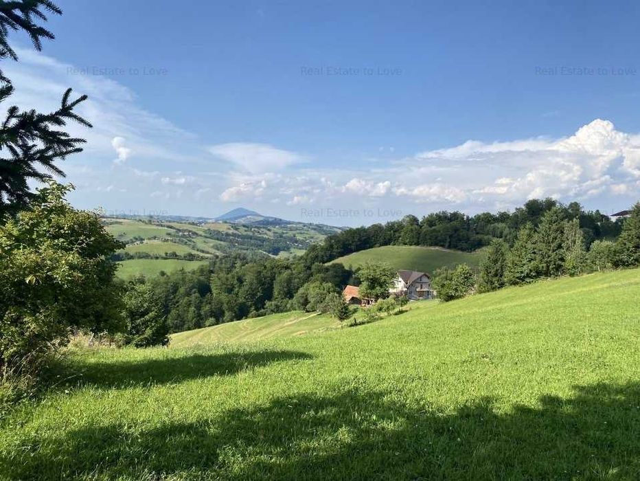 Teren intravilan de 3791 mp cu priveliste deosebita si PUZ