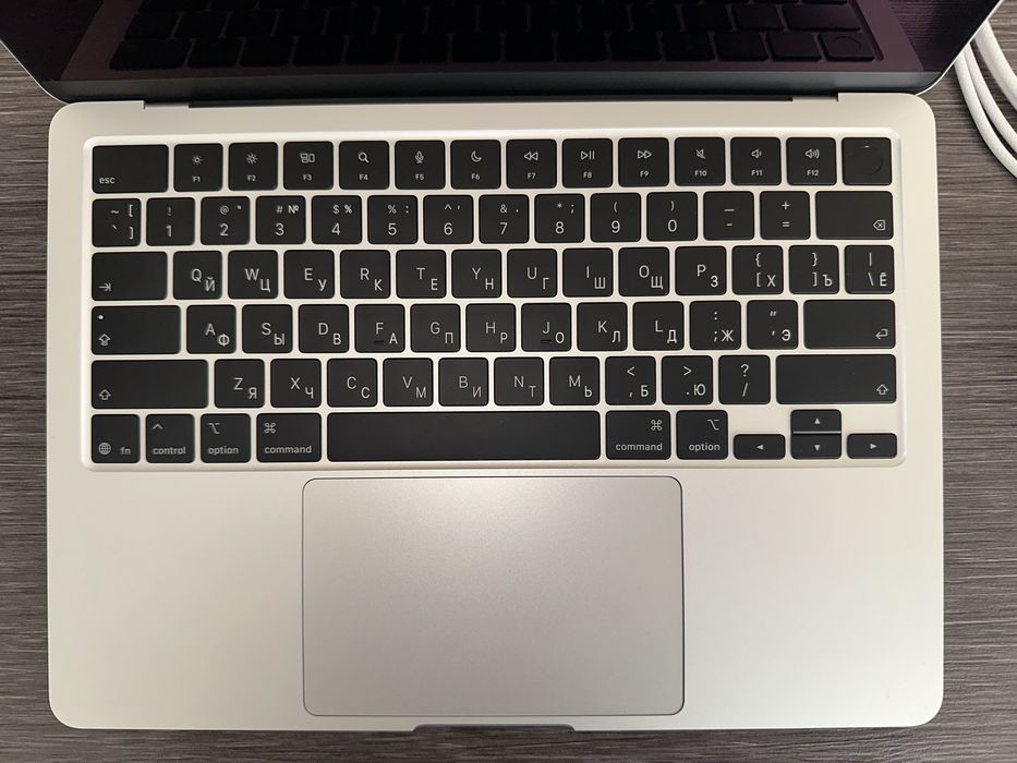 Macbook Air 13 M5 16 gb 512 gb