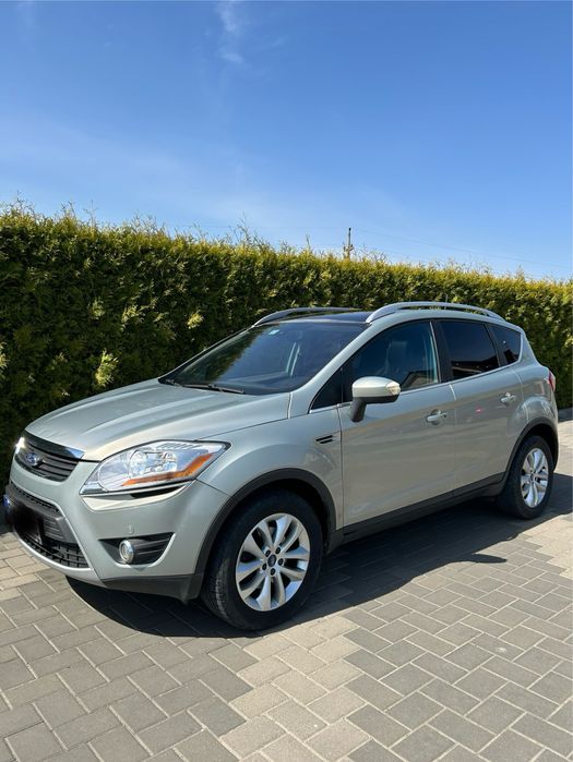 Ford Kuga Titanium 4x4 FULL OPTION