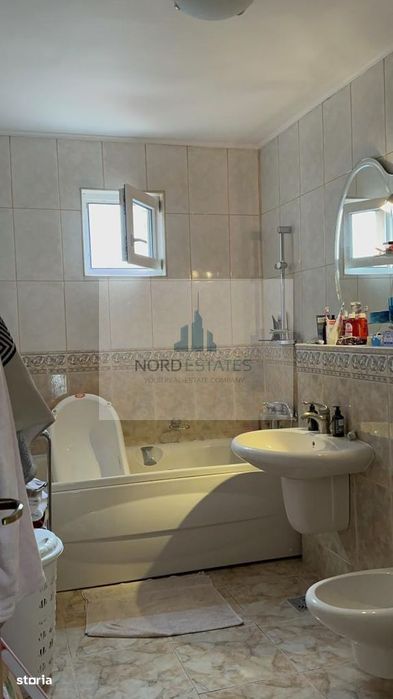 Casa de inchiriat Dristor-Baba Novac, garaj|curte