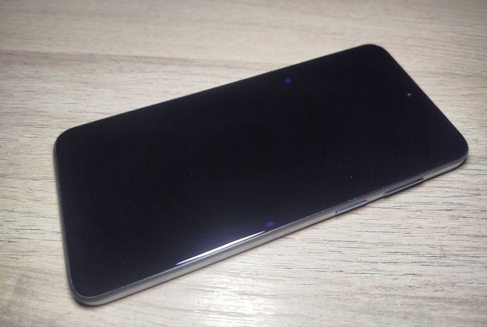 Телефон Motorola Moto G53 перфектен + Нов калъф