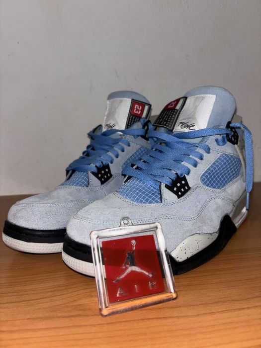 Jordan 4s UNI Blue