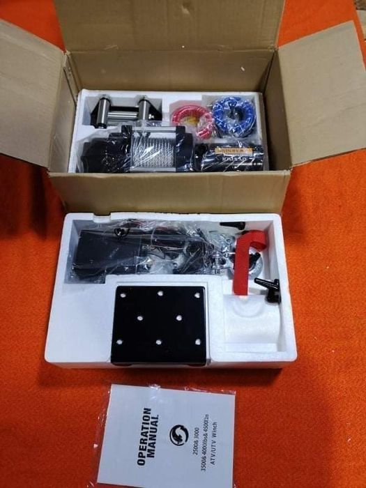 Troliu electric 12 volți.2300 kg.