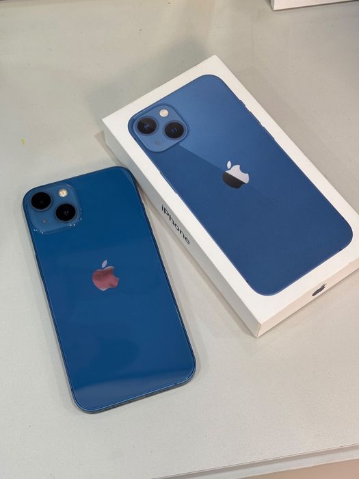 IPhone 13 телефон