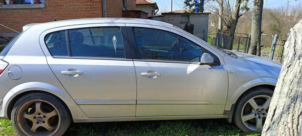 Опел Астра 1.9 дизел, пали има за смяна съединител.