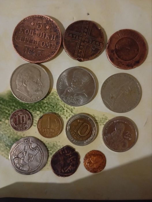 Продам старинные монеты