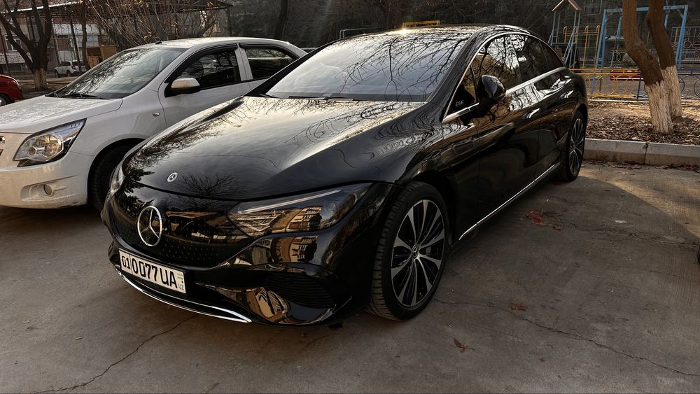 Mercedes eqe 350+