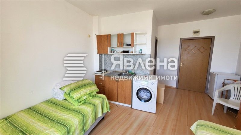 Продава се Едностаен апартамент в к.к. Слънчев бряг - 32 кв.м за 1000 €/кв.м - Снимка #2