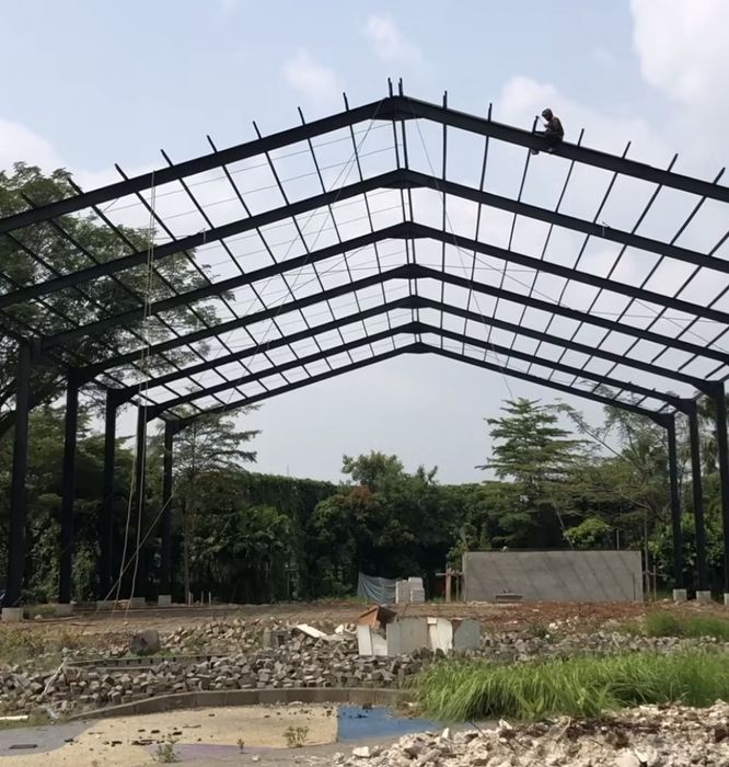 Vand si fac hale metalice la comanda