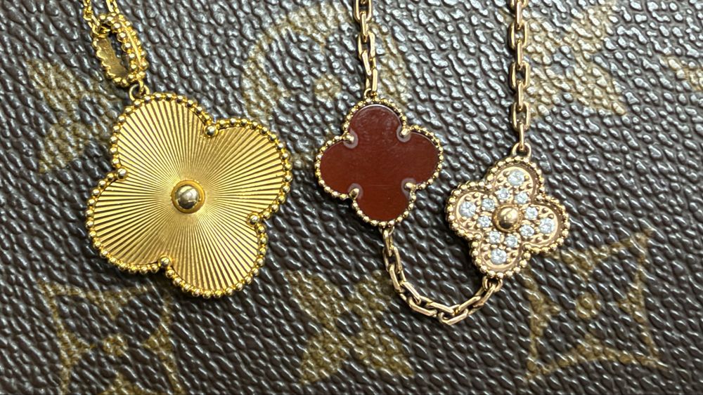 Van Cleef колие 18к