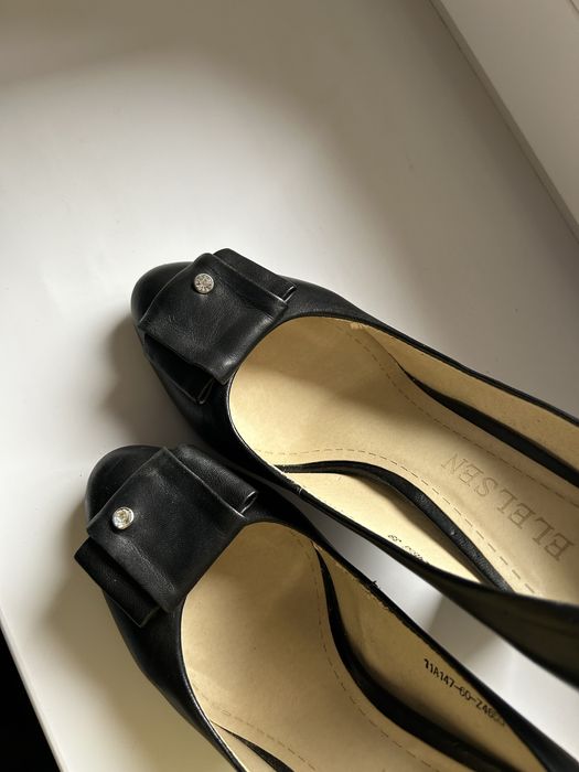 Женские кожаные туфли