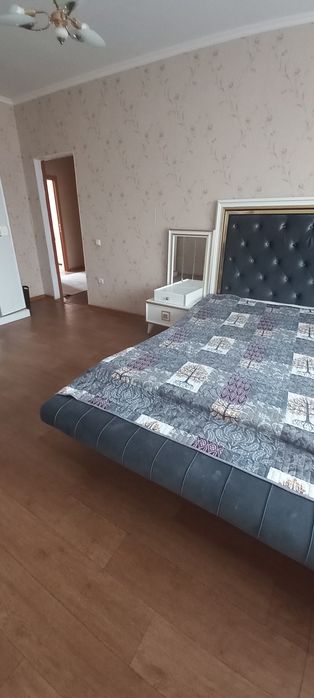 Продам спальный гарнитур