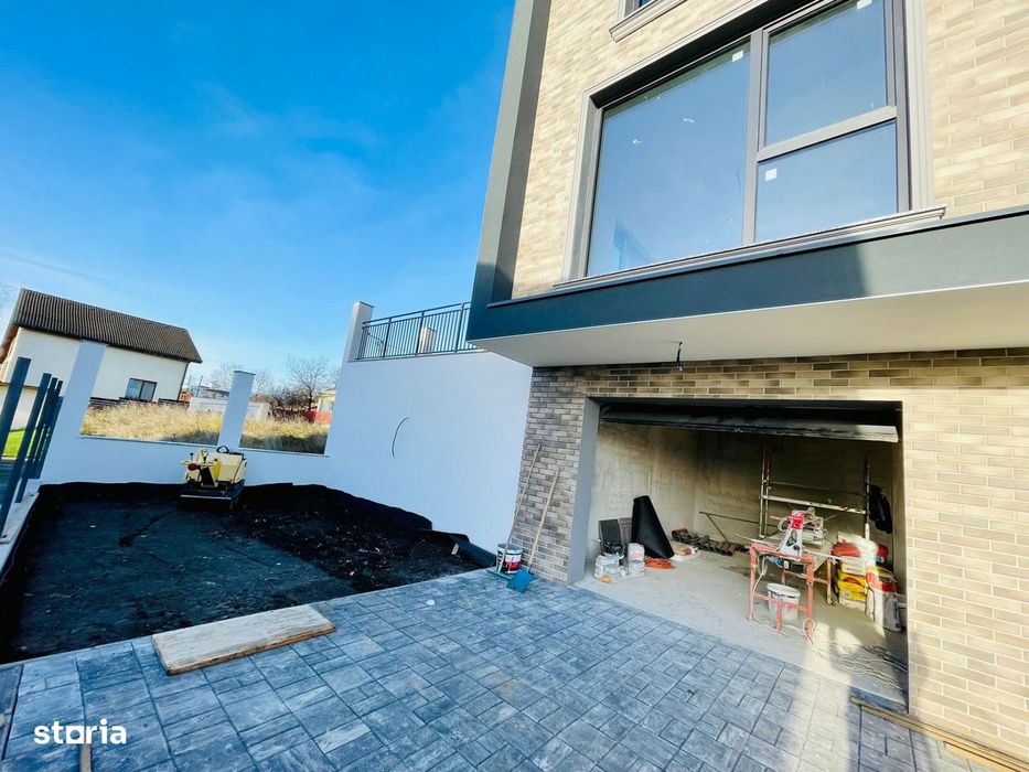 Casa cuplata, 4 camere, 156 mp utili, semifiniasata, cartier Dambul Ro