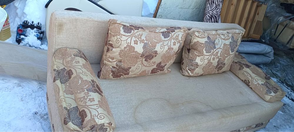 Продам диваны б/у