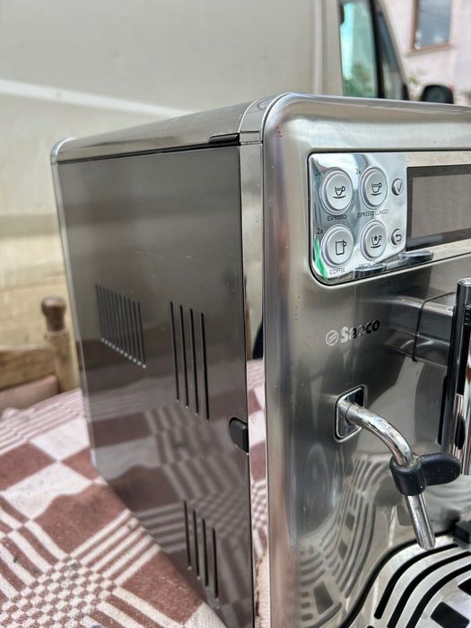 Кафеавтомат - робот Saeco EXPRELIA EVO