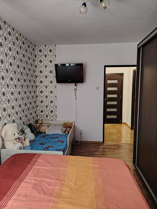 Vând apartament 2 camere Drumul Taberei