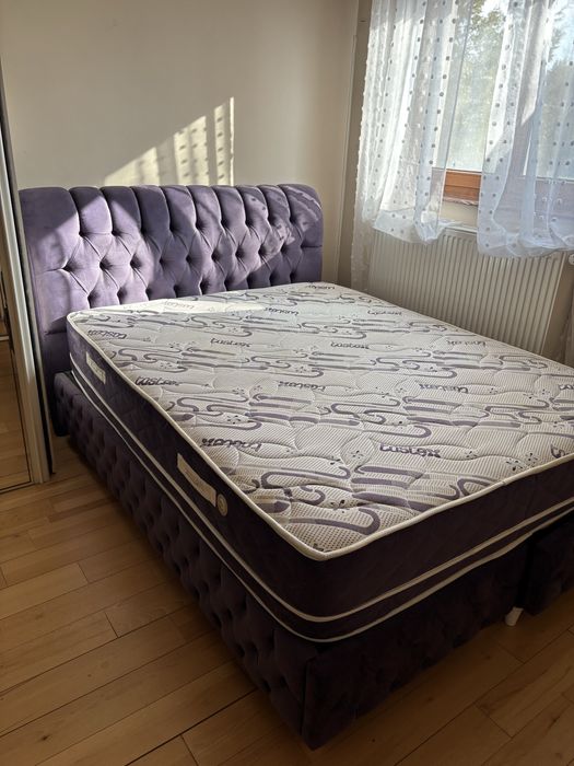 Vând Pat Matrimonial Premium cu saltea Catifea Mov/Lila (166 x 200 cm)