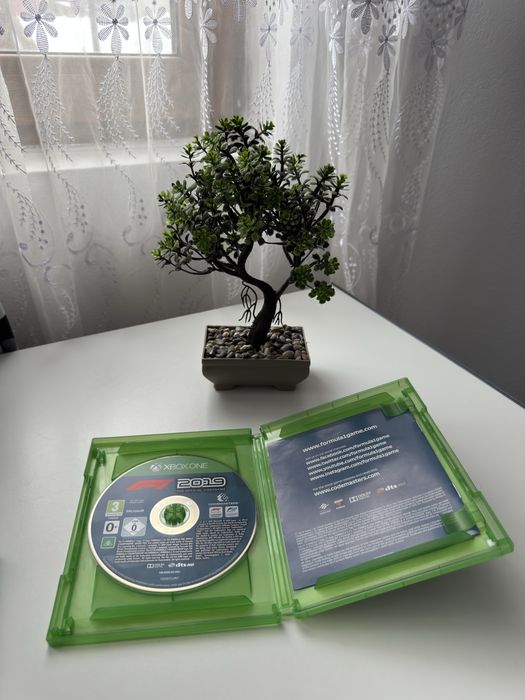 Vand jocuri Xbox impecabile