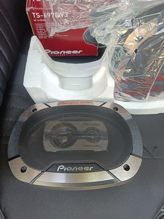 Pioneer V3 champion 550 W