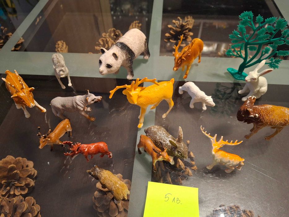 Детски играчки динозаври, животни и риби