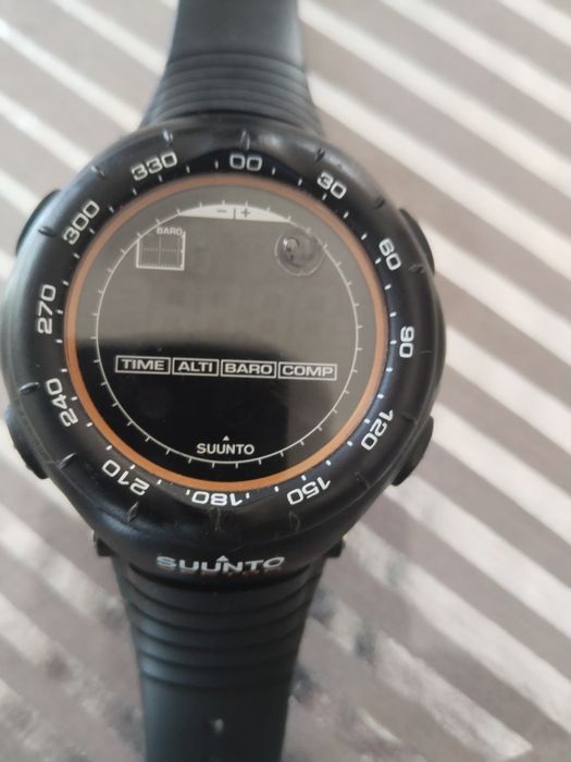Vând Ceas suunto vector military