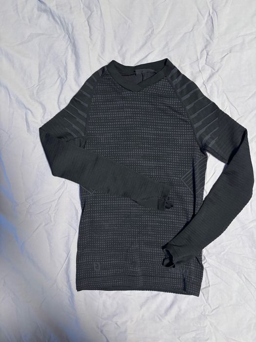 Детски футболен тренировъчен екип и футболни стоножки Kipsta