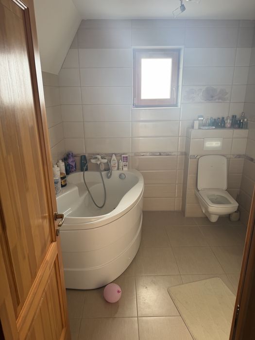 Proprietar vand casa,cartier izvor