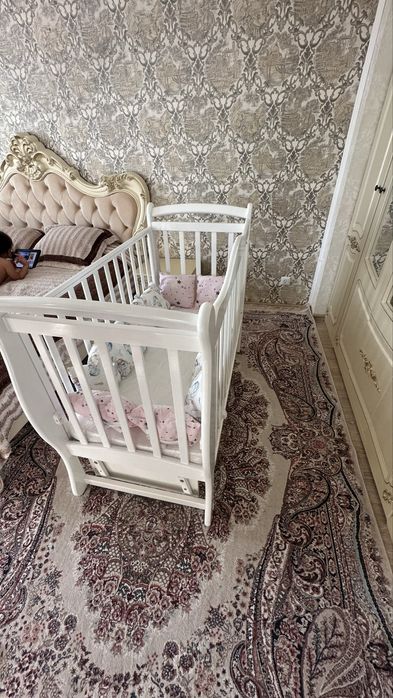 Продам 2 детские кровати.