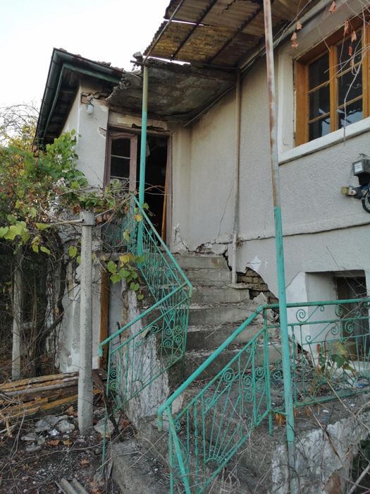 Продава се Къща в с. Тополи дол, Област Пазарджик - 90 кв.м за 284 €/кв.м - Снимка #1