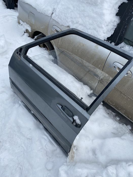 Продам запчасти на ваз 2115