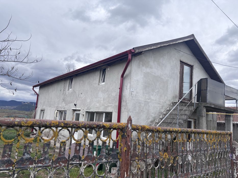 Casa de vânzare la 10 km de Deva